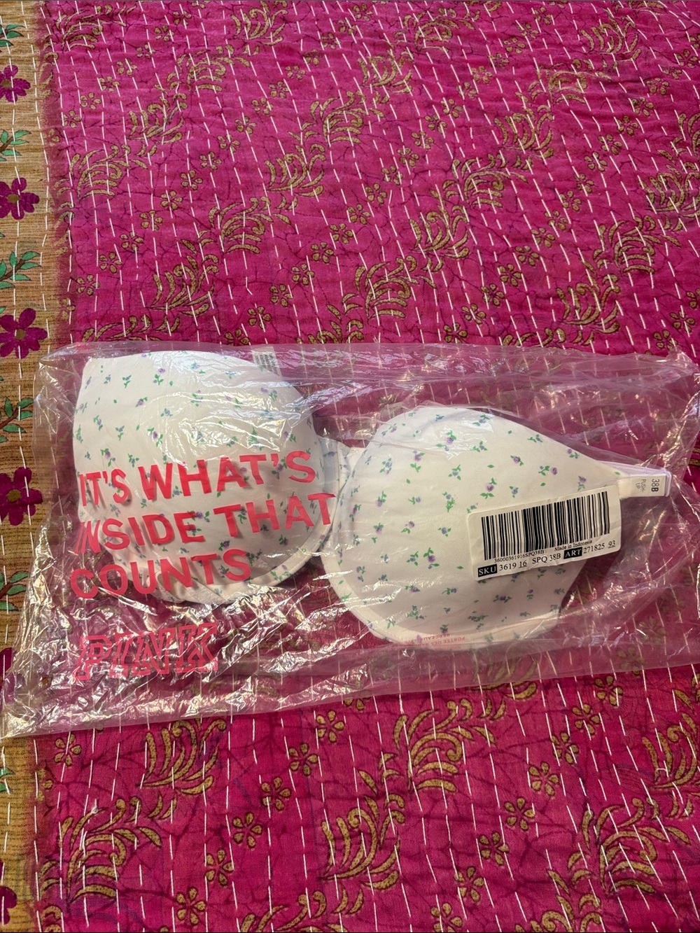NWT Victoria Secret Pink Wear Everywhere Push Up Bra 38B